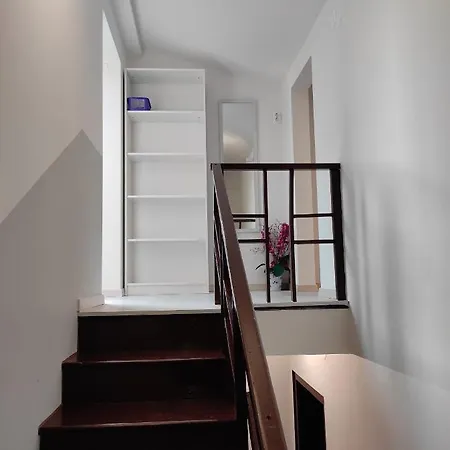 Apartma *